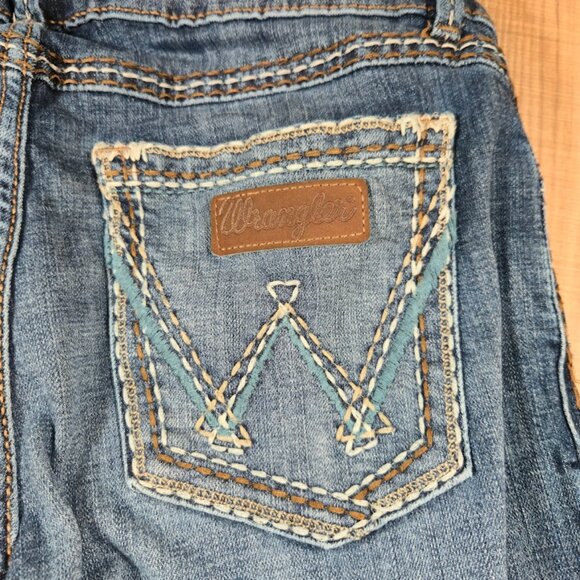 Wrangler Bootcut Embroidered Jeans Women Size 9/10 Blue Casual Denim Medium Wash - Picture 7 of 14